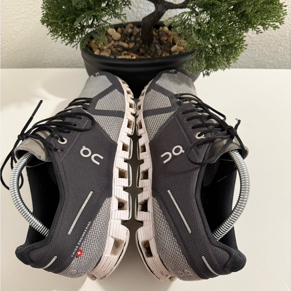 On Running Men's Black and White Athletic Shoes - Picture 6 of 10